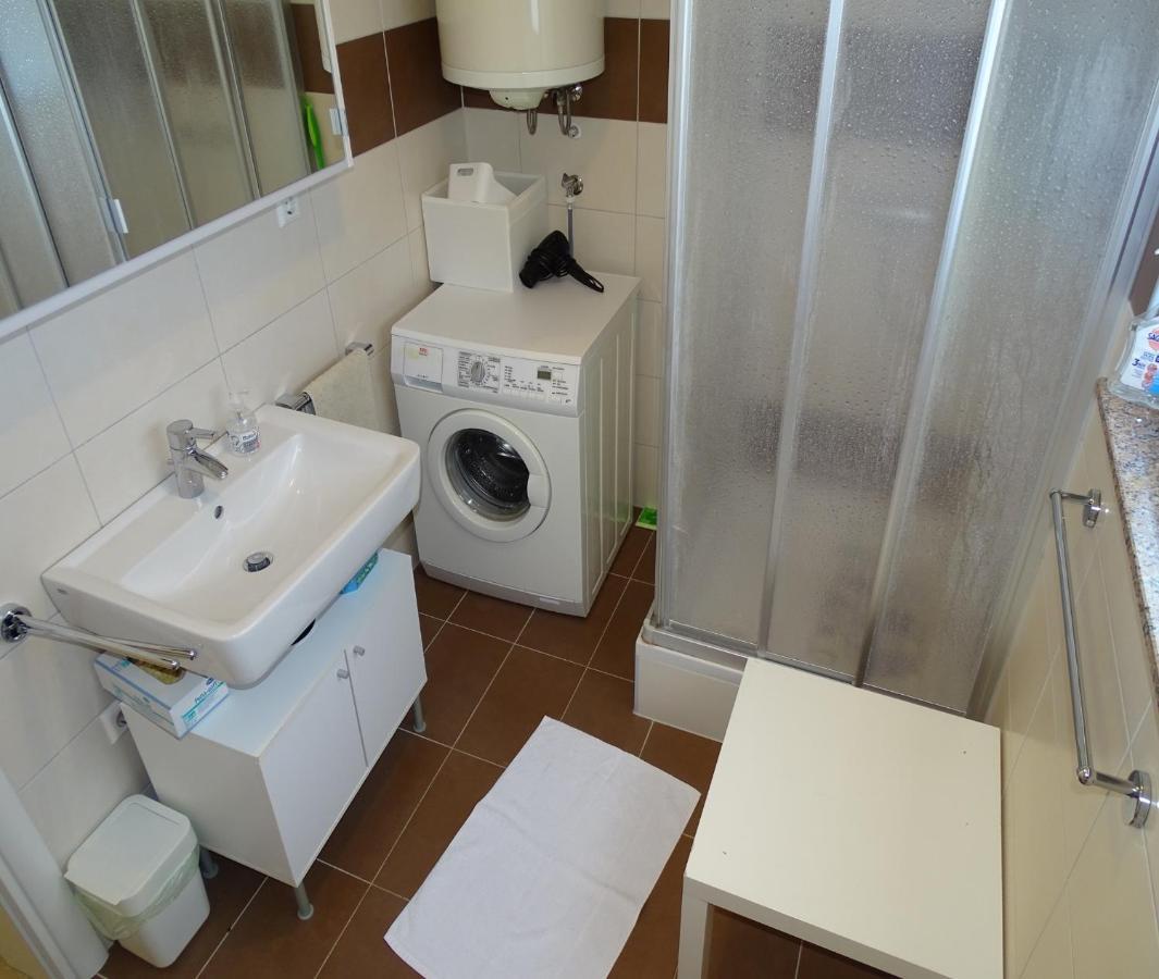 Apartmani David Vir Esterno foto
