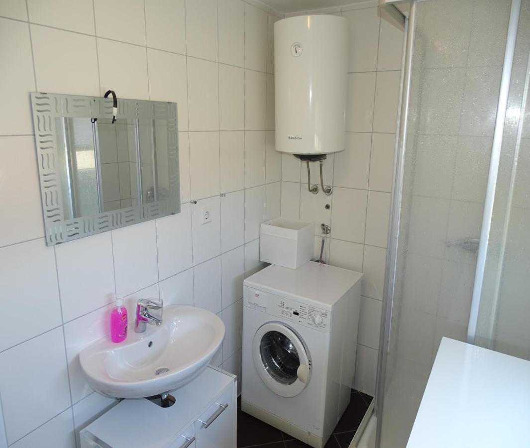 Apartmani David Vir Esterno foto